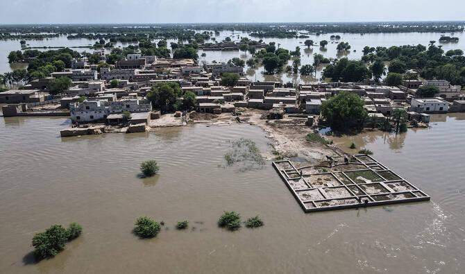 Floods and drought impacting agriculture in Pakistan