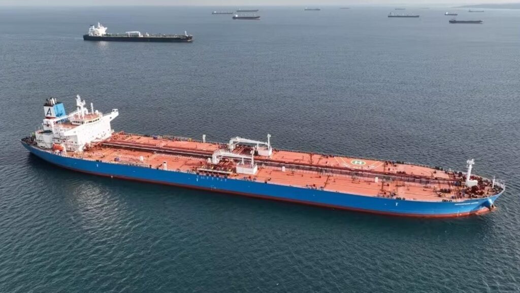 Russian oil exports tanker loading crude global market