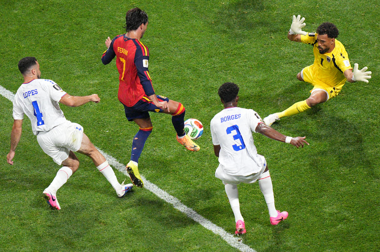 Ferran Torres attempts to score against Cape Verde goalkeeper Vozinha