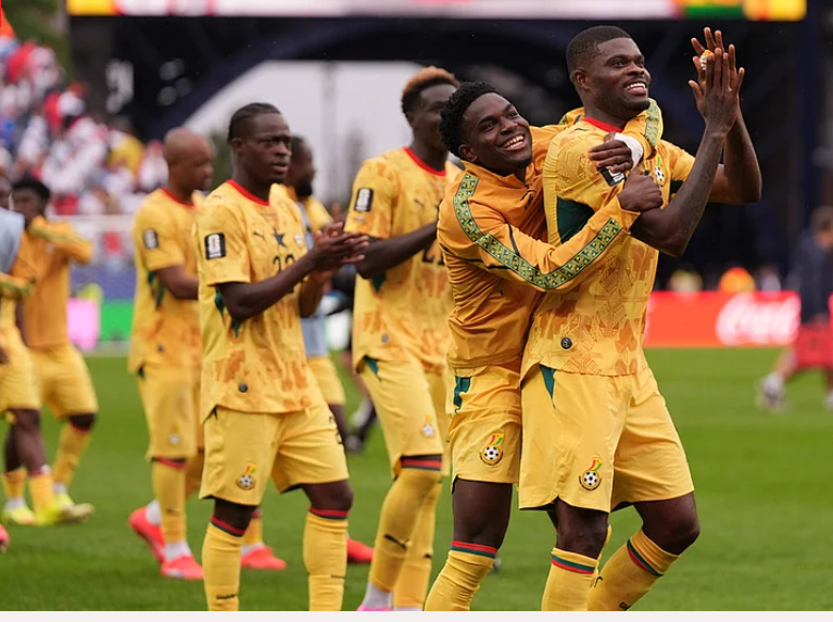 Ghana players celebrate after drawing with England in FIFA World Cup 2026 Group L