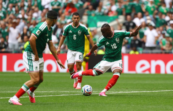 Mexico forward Julián Quiñones scores the opening goal against South Africa in the FIFA World Cup 2026 opener