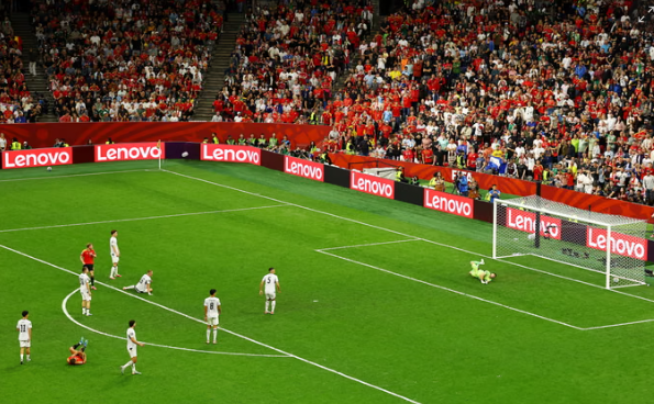 Kevin De Bruyne scores Belgium