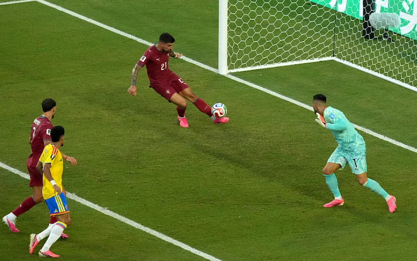 Ruben Neves clears the ball during Colombia vs Portugal FIFA World Cup 2026 Group K match