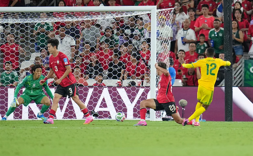 Thapelo Maseko scores for South Africa against South Korea in FIFA World Cup 2026