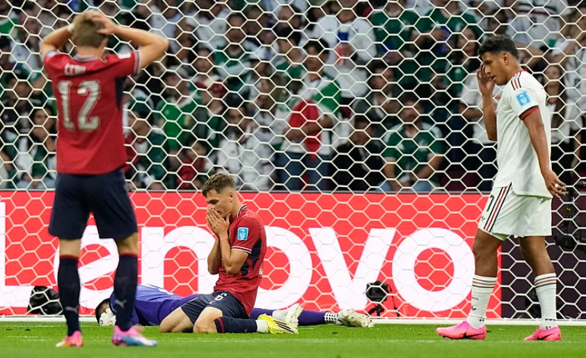 Vladimir Coufal reacts after missing a chance for Czechia against Mexico in FIFA World Cup 2026