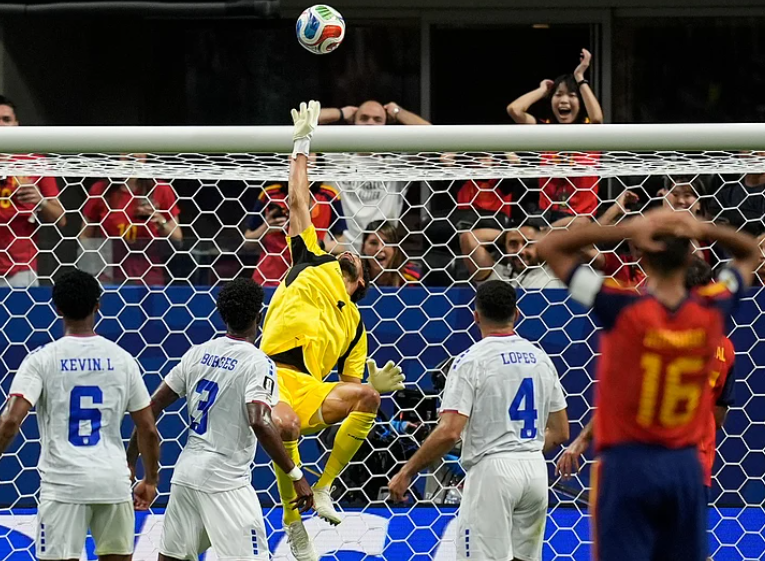 Cape Verde goalkeeper Vozinha makes a spectacular save against Spain during FIFA World Cup 2026