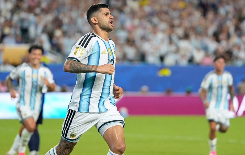 Argentina celebrate after Diney Borges scores an own goal for Cabo Verde in the FIFA World Cup 2026 Round of 32